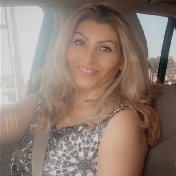 Meet your Posher, Nancy - Picture 1 of 1